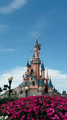 louisepentland Instagram post about Disneyland Paris princess experience