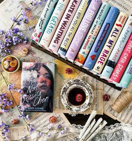 lovelybookishbelle Instagram post about Current reading update