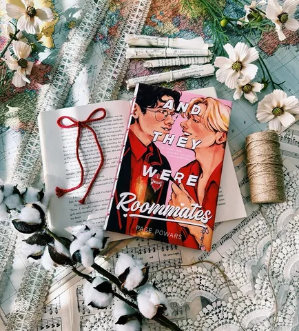 lovelybookishbelle Instagram post about Holiday book wishlist