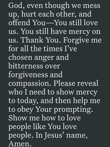 lucycerezo_ Instagram post about Christian prayer