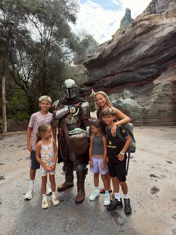 lucyjessicacarter Instagram post about Theme park travel