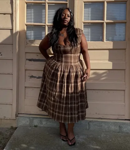 luhshawnay Instagram post about Plus size fashion showcase