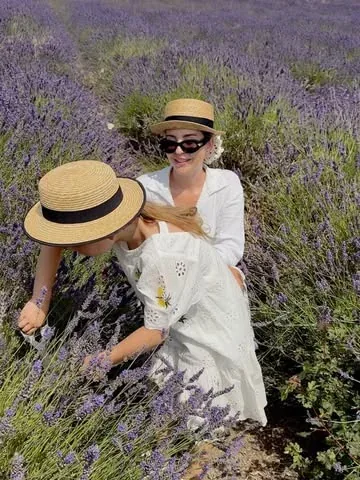 lydiabright Instagram post about Family grief and remembrance