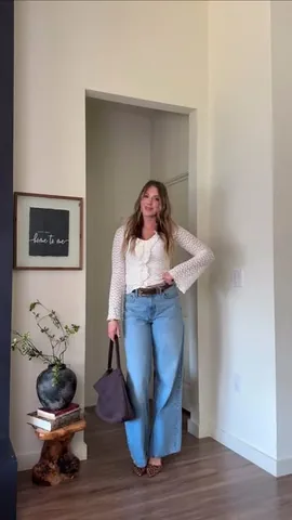macymalonee Instagram post about Jeans styling