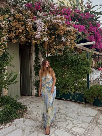 maddiecastellano Instagram post about Travel