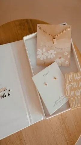 maddiee_joy Instagram post about Christian devotional giveaway