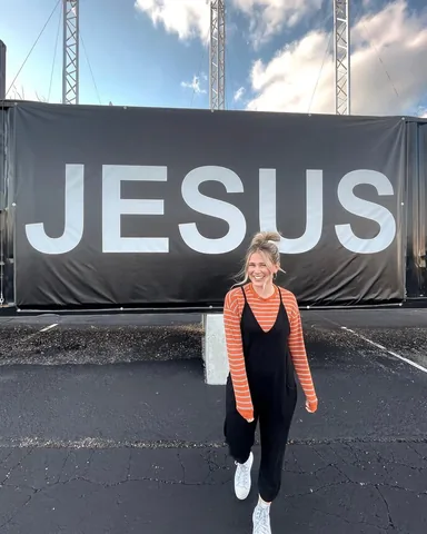 maddiee_joy Instagram post about Christian discipleship