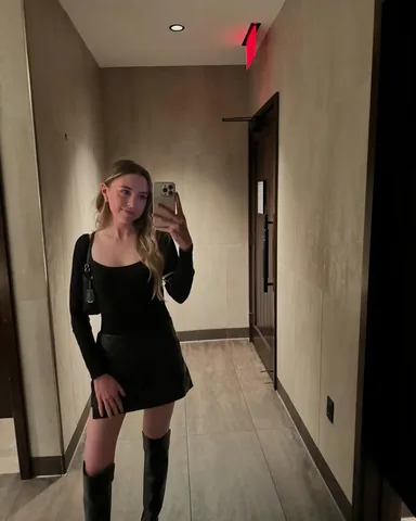 maddynf Instagram post about Fortnite dinner