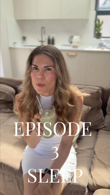 madeleine_shaw_ Instagram post about Women’s sleep health
