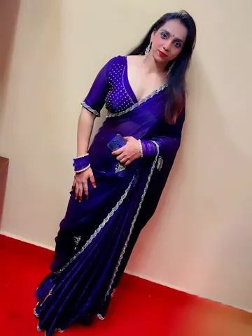 madhawibilochan Instagram post about Saree fashion
