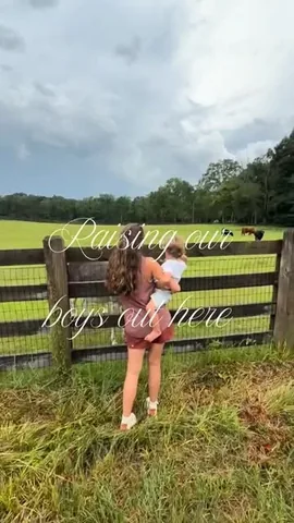Mae Rose Stark Instagram post thumbnail