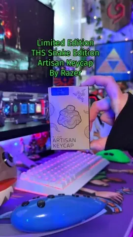 magicmakeskate Instagram post about Razer Artisan Keycap