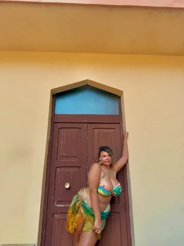 Makela Instagram post thumbnail