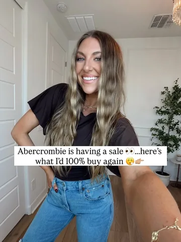 makennachristinexo Instagram post about Abercrombie sale