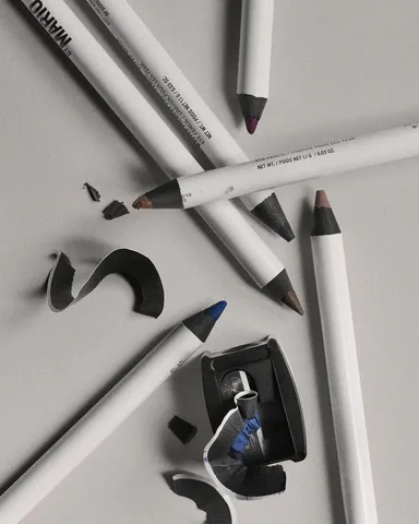 makeupbymario Instagram post about Eyeliner product