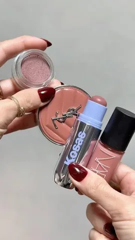 makeupsessions Instagram post about Natural cream blush