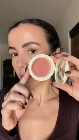 makeupsessions Instagram post about Blonzer review