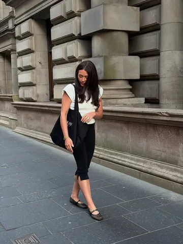 mamareid Instagram post about Fashion outfit
