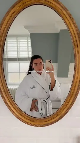mamareid Instagram post about Hotel stay