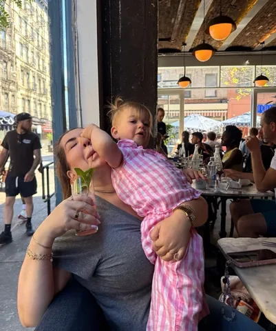 mandy Instagram post about Close relationship