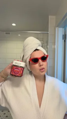 mandy Instagram post about Multivitamin supplement