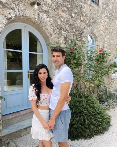 mandystefanian Instagram post about Travel and relationship