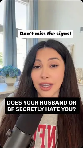 mandystefanian Instagram post about Relationship warning signs