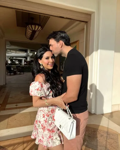 mandystefanian Instagram post about Upcoming discussions