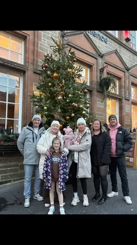 manleyfamily18 Instagram post about Edinburgh Christmas break
