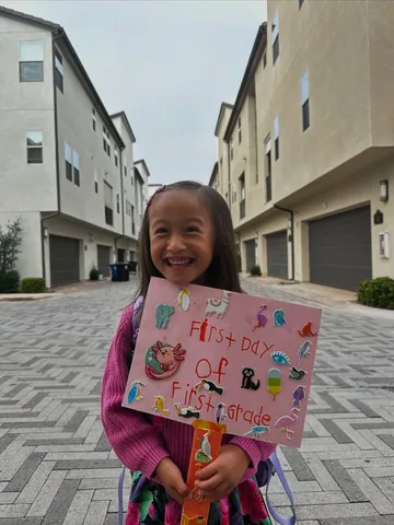 _marimadrid Instagram post about A child starting first grade