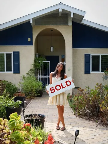 marylauren Instagram post about California home renovation