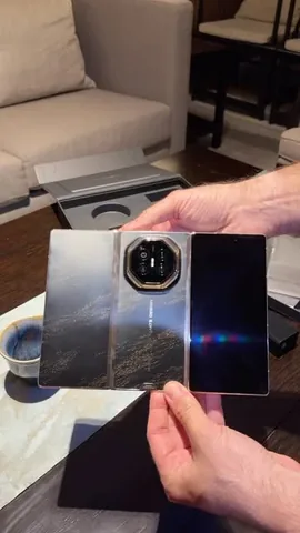 mattmoniz123 Instagram post about Huawei Mate XT 2 unboxing