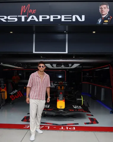mattsteffanina Instagram post about Formula 1 event