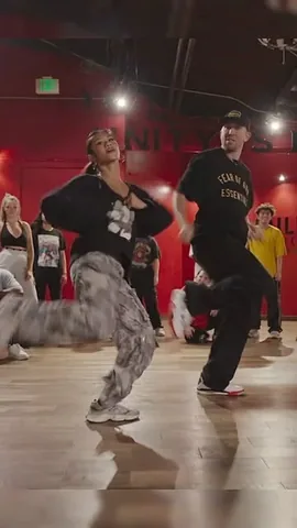 mattsteffanina Instagram post about Dance challenge