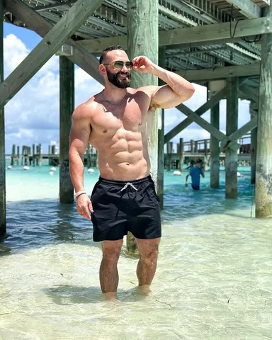 matty_milkshake Instagram post about Bahamas travel experience