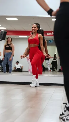 maureenblanquisco.pro Instagram post about Bodybuilding clinic