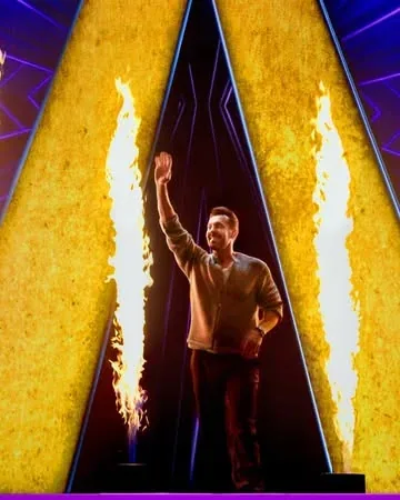 maxcomedian Instagram post about Touring and fan appreciation