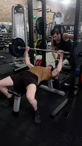 meganknight.bodybuilder Instagram post about Gym training