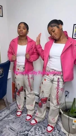 megan_morgan_truebluetwins Instagram post about Children’s fashion