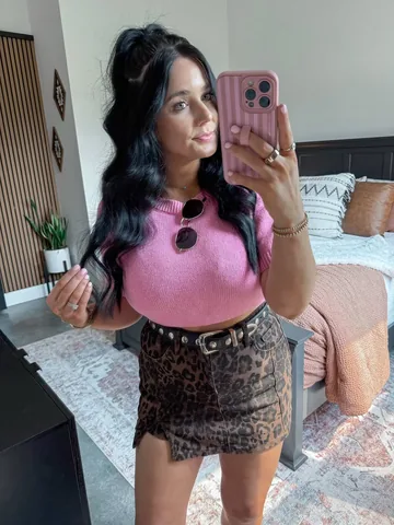 meghanlsisco Instagram post about Alternative mom fashion