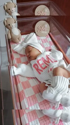 meghanlsisco Instagram post about New motherhood