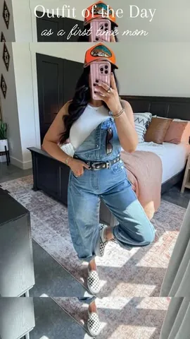 meghanlsisco Instagram post about Postpartum fashion