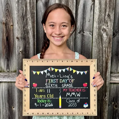 meilingalticlee Instagram post about Back to school milestone
