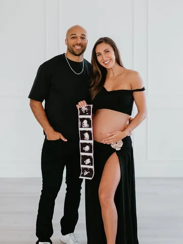 melaniewilking Instagram post about Pregnancy