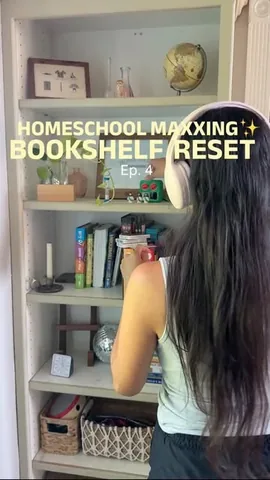 _melissaholguin Instagram post about Homeschool organization