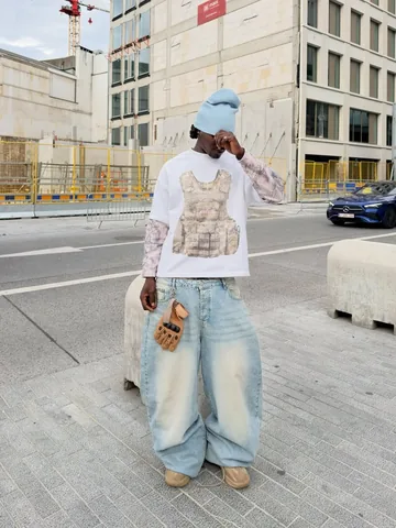 mess_touvor Instagram post about Personal style