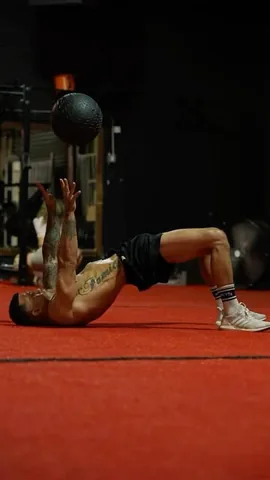 michaelcvazquez Instagram post about Full body conditioning workout