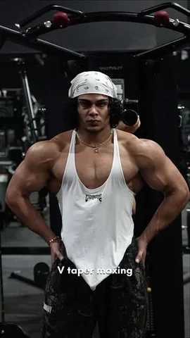 mihirlifts Instagram post about Shoulder development