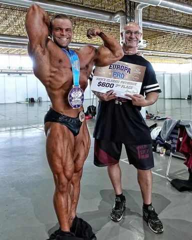 mikethebadass Instagram post about Bodybuilding competition