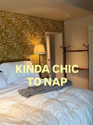 millennial.therapist Instagram post about Style